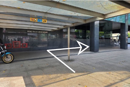 Right turn along the route from Bras Basah Station to Trade Union House