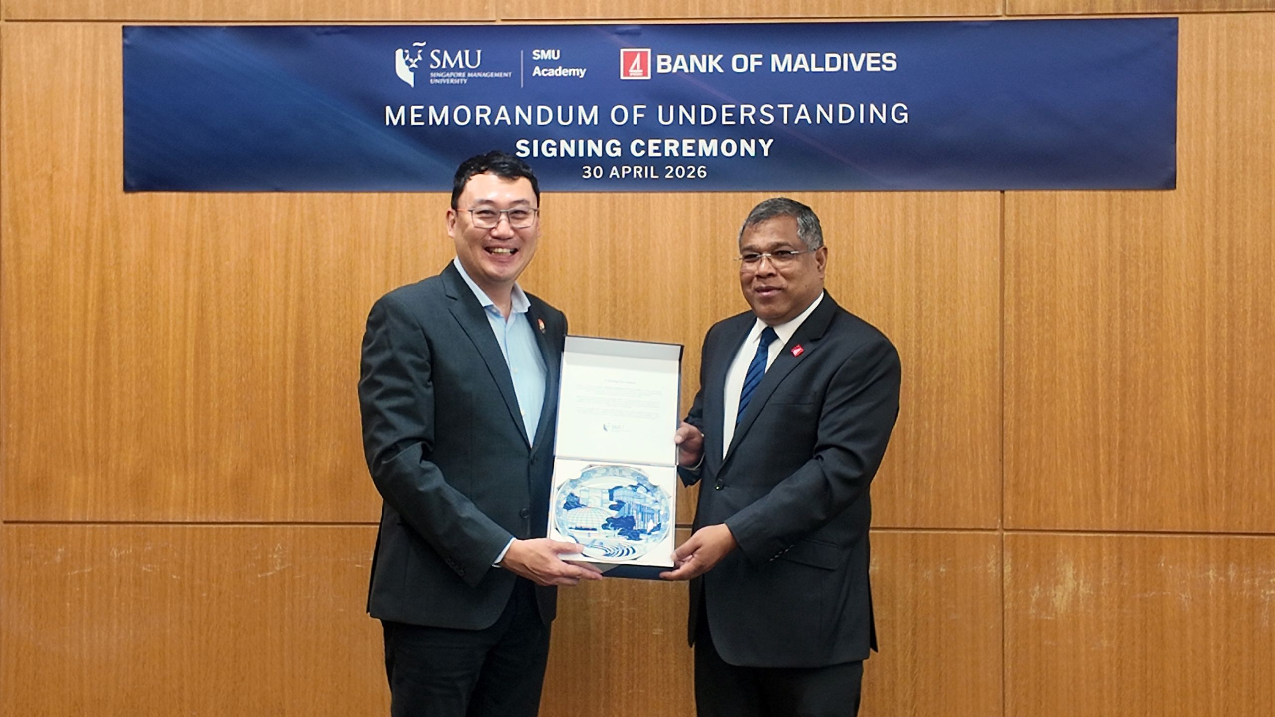 SMU Academy and Bank of Maldives Sign MOU to Advance Leadership and Professional Development