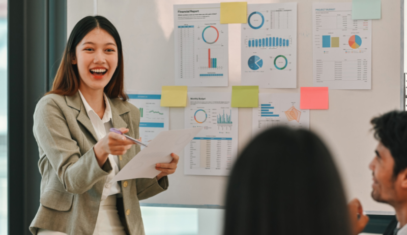 Data Storytelling for Business: Skills, Examples, and Best Practices