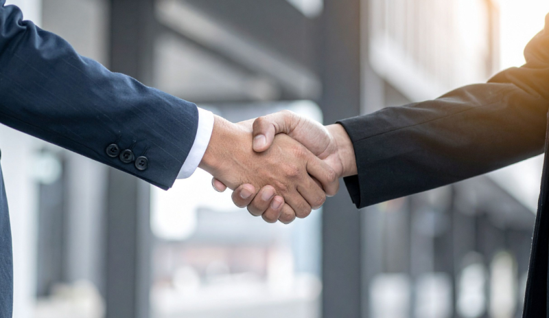 10 Best Negotiation Skills Every Professional Should Know