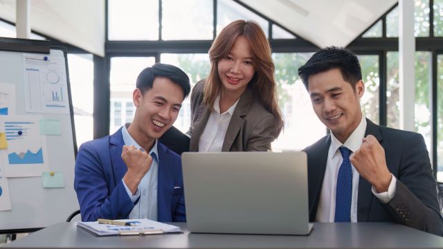 Team Leadership: Driving Team's Performance | SMU Academy