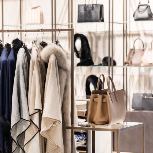 Luxury Sales: Learn Advanced Sales Strategies Tailored for the Luxury Market