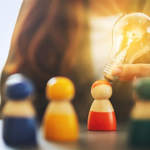 Innovating Through Design Thinking: Become a Human-Centered Creative Leader in the Age of Artificial Intelligence